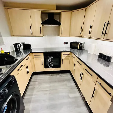 The Purple 5br House By Altoluxoexperience Short Lets & Serviced With Free Parking Appartement *