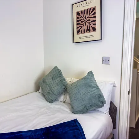 The Purple 5br House By Altoluxoexperience Short Lets & Serviced With Free Parking Apartament *