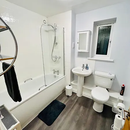 The Purple 5br House By Altoluxoexperience Short Lets & Serviced With Free Parking Appartement